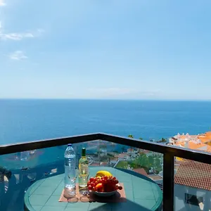 https://apartamentos-lago.in-canary-islands.com